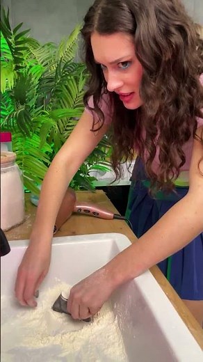 Flour Power: The Ultimate Hair Dryer Prank! 😂 #shorts