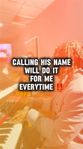 Terrence Jackson Jr. on Instagram: "Help Me Call His Name ‼️ • • for more content like this follow @terrencethemusician • • #explorepage✨ #church #gospel #worship #band #musician #praise #piano #tips #organ #jesus #quartet #scoot #juicyearzartist #cogic #christainreels @lauralashan"