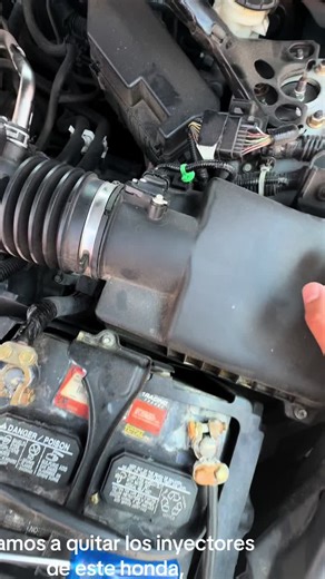 Extracción de inyectores en un Honda: Guía paso a paso