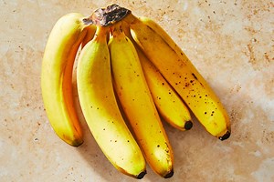 The Best Way To Store Bananas And Keep Them From Browning Too Fast