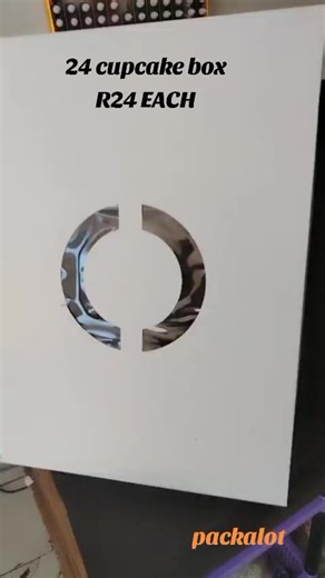 24 Cupcake Boxes from Packalot