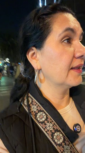 Recorriendo la avenida la reforma en Ciudad de México | Maria Elena Suarez