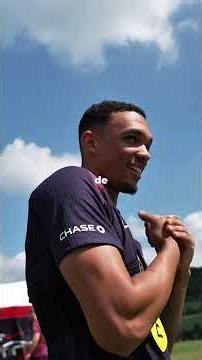 Trent Alexander-Arnold was not called up to the national team because of his ex-girlfriend