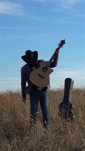 Over the hills and everywhere Go Tell it on the mountain featuring Eric Keyes and Jason keyes out everywhere! 📹@nathaniel.keyes #countrymusic #christmastime #gospelmusic | LeRoy Stoltzfus