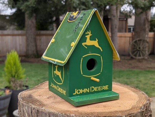 John Deere Birdhouse With New JD License Plate Roof (JD01) - Etsy UK