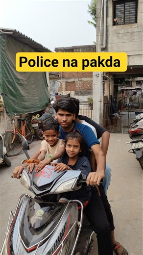 Police Checking Gone Wrong 🤣 | Nakli Daroga Exposed #police #policechallan #funny #funnyshorts #fyp