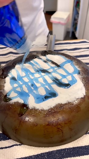 How to clean the bottom of your pan | A Life Less Scripted