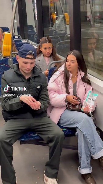 I brought the food but stayed hungry. 🥺❤️ #comelydimka_