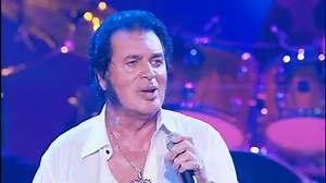 Engelbert Humperdinck – Portofino...🎺 Listen to this superb song: https://bestretro.oldiesclassic.org/engelbert-humperdinck-portofino/?utm_source=facebook&utm_medium=dreel&utm_campaign=bestretromelodies | Best Retro Melodies
