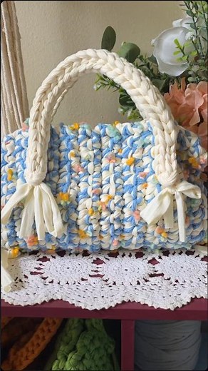 Wondering what to make with Big Twist Gigi yarn?