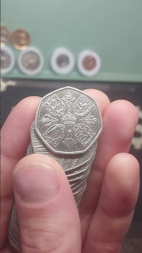 1 LUCKY BAG 50p Coin Hunt EP875