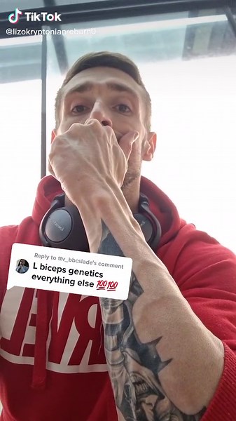 Replying to @ttv_bbcslade My genetics as a whole is L yet here I am 🧞‍♂️ #bicepscheck