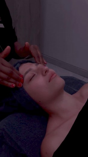 Revitalize your skin with our high-frequency facial treatment! ✨ Experience the gentle yet powerful energy of high-frequency waves as they promote collagen production, reduce acne, and improve overall skin tone and texture. Say hello to a radiant complexion and renewed confidence! #WarmthAndComfort #SpaSanctuary #HeavenlyEscape #LifeDaySpa #Treatment #PamperYourself #WellnessJourney #HolisticBeauty #SpaLife #SelfCare #SpoilYourself #Soothe #HighFrequencyFacial #GlowingSkin #LifeDaySpa | Life Day