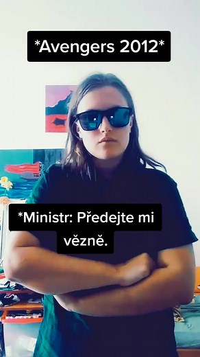 Videa uživatele 🍓ᚻᚳᚫᛟᛏᛁᚳ Viking🌓 (@chaotic.evil.viking) s