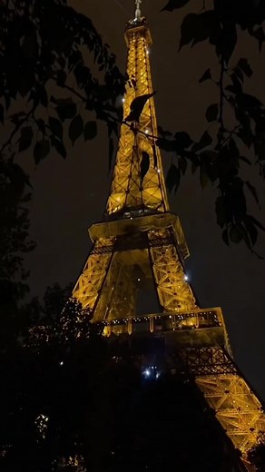 Paris at Night: Electronic Music Vibes in the City of Lights