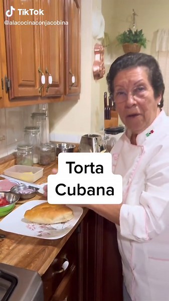 Deliciosa Torta Cubana: Receta y Preparación