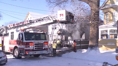 6 people displaced following Springfield fire