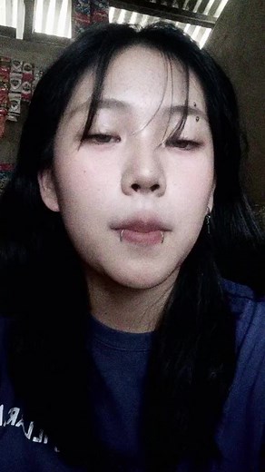 Can Girls Have an Adam's Apple? Causes, Appearance, and How It Shows