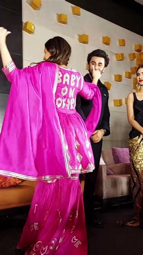 how alia bhatt's overconfident and poor jokes ruined the show #shortsfeed