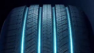 The advanced EV compound material provides a perfect grip on snowy, wet, and dry roads. This is our projection of the best tires for contemporary EV, for contemporary climates. ✅ Learn More https://bit.ly/3xtYIVo #HankookTire #DrivingEmotion #Hankook #ElectrifiedHankook #iON #iONevoAS #EVTireiON #ElectricCar #Exclusive_Tire_for_Electric_Vehicles | Hankook Tire Global