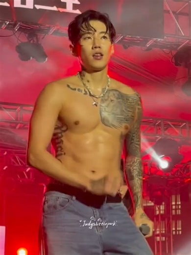 Experience Jay Park's Timeless Hit 'Mommae'
