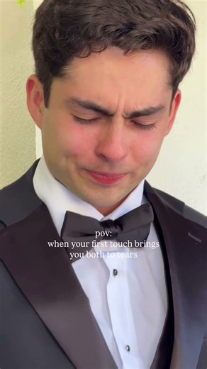 We were all in 😭 in#weddingcontentcreator#firstlook #brideandgroom #wedding