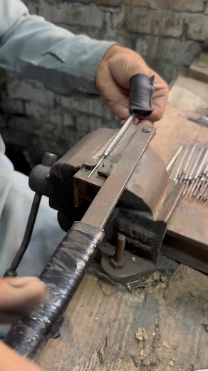 🦷 Precision in Every Touch | Dental Explorer DJ-16 Meet the Dental Explorer DJ-16, your go-to endodontic instrument for accuracy, sensitivity, and superior tactile feedback during clinical procedures. Designed for professional dentists and endodontists, this explorer ensures you never miss a micro imperfection again. ✨ Key Features: 🔹 Double-ended design – finely tapered tips for optimal access and visibility. 🔹 Corrosion-resistant stainless steel – ensures long-lasting performance and easy s