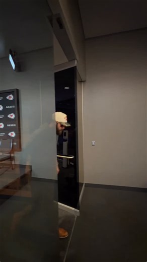 BREAKING NEWS: SHADES DAVIS is back.. His first words back after a hiatus were “It was always the over” | Jordan Davis