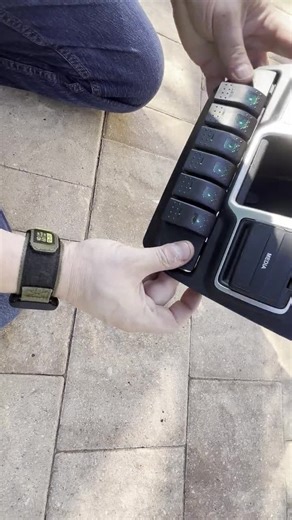 Jeep Wrangler JL Gladiator JT 6-switch Trim Plate - Rocker Switch Option - Etsy