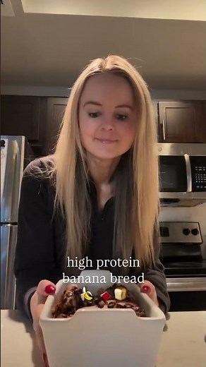 Healthy High-Protein Banana Bread (No Flour!) 💪🍌