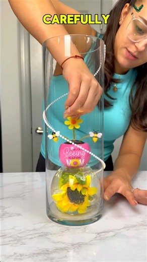 She Made a Magical Birthday Gift for Her Best Friend 🌹✨🎁