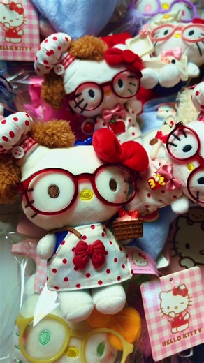 Hello Kitty Keychain Craft Ideas for Christmas