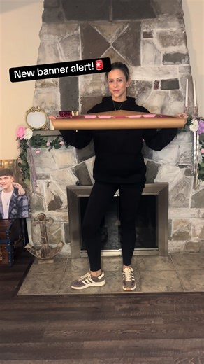 Hey banner babes and besties! Moms and dads of kids who love Sesame Street! Here’s a banner for you! A sweet way to say Happy Birthday! #bannerpainting #birthdaybanner #sesamestreetbirthday #sesamestreetbanner #custombanner