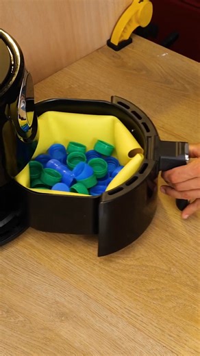 DIY Knife from Recycled Plastic | 5-Minute Workouts