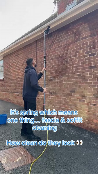 Spring Fascia & Soffit Cleaning: How Clean Do They Look?