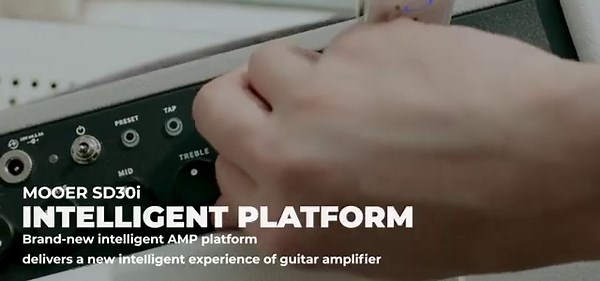 「Mooer SD30i」！ステレオ30W、アプリから操作できるデスクトップアンプ！バッテリー駆動でポータブルも可能！