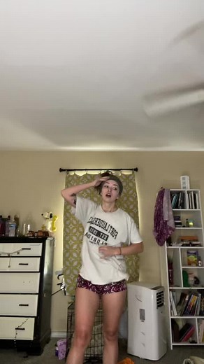 Zoe Ebarb Dance Compilation: TikTok Trends and Choreography
