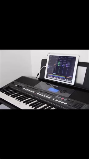 Trying out the new rig and setup. Using Yamaha PSR E433 as midi and running #sundaykeys on ipad pro👌 Keen for some live performances#mainstage3 #worshiprig