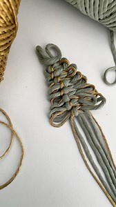818K views · 1.6K reactions | looking for a super fun and easy DIY Xmas craft ? Well this is it... Using only a square knot and 1 metre of cord, you will create fun & versatile festive peice that will bring in the Christmas cheer. Plus, it's a perfect activity for the kids! Use it to as a tree decoration, create a Christmas bunting, on table settings or adorn gifts  | Mary Maker Studio | Facebook
