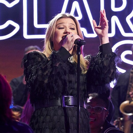Kelly Clarkson Sued By Management Company Ran By Ex Brandon Blackstock’s Father