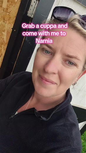 Come with me to narnia to see where the book magic happens! #booktok #smallbusinessgoals