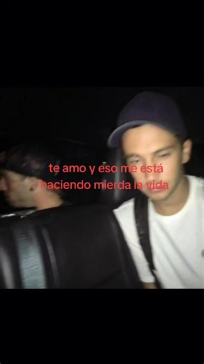 todas mis mañanas son lunes atrapados en un febrero sin fin gracias a ti #mlm #tylerjoseph #ttpd #fornight #gay