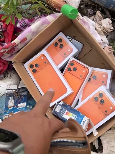 13M views · 260K reactions | Great Lucky!! i Found a lot of iPhone 17 Pro Max #iphone17 #iphone17pro #iPhone17Pro #iphone17air #iphone17series #iphone17promax #reelsfypシ #fbreelsfypシ゚viralシ #fbreelsfypシ゚viral #fbreels2025ツ #fbreelsviral #fbreelsfypシ゚ #fbreels #fblifestyle #fypシ゚viralシ #fypシ #foryourpage #foryoupageシ #training #tranding #fypviralシ #fypviral #phone #mobile #smartphone #iphone #iphone16promax | Galaxy Restore | Facebook