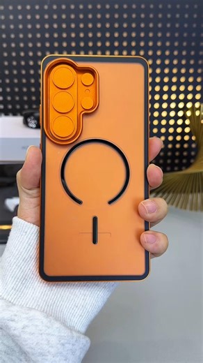 Samsung S26 Ultra Say Goodbye to Difficult Removal Phone case with aluminum alloy frame.