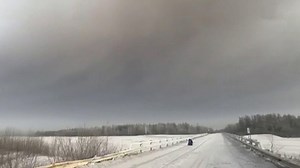 На Камчатке извергаются сразу два вулкана: Шевелуч и Карымский