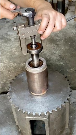 How to Remove Bearing with Puller | Easy Method #gearbox #shorts