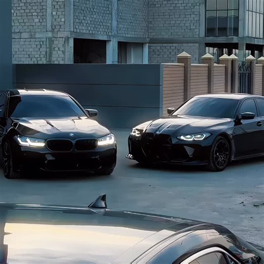 ⚜️MAJORKA⚜️ on Instagram: "M4 x M5 😍 • #bmwm4 #bmwm5 #m4g82 #m5f90 #bmwedit"