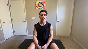 'Blue Man Group' performer showcases benefits of yoga