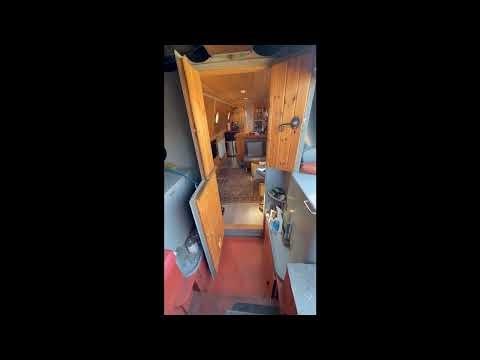 Ottilie - 70ft Traditional narrownoat with a Russell Newbery DM2 engine & a boatman's cabin