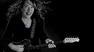 Beth Nielsen Chapman announces two new singles and a UK tour